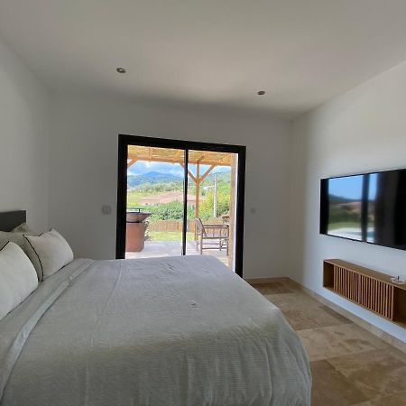 Villa De Charme Avec Piscine A Ajaccio Alata Eksteriør billede